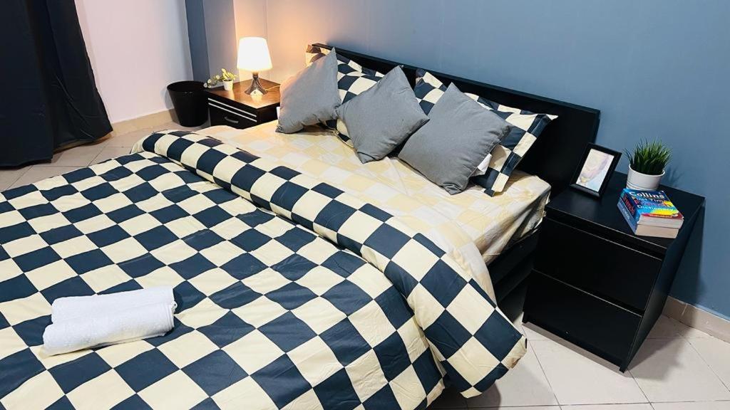 Beautiful Bedroom In Marina Near Blue Water * Dubai